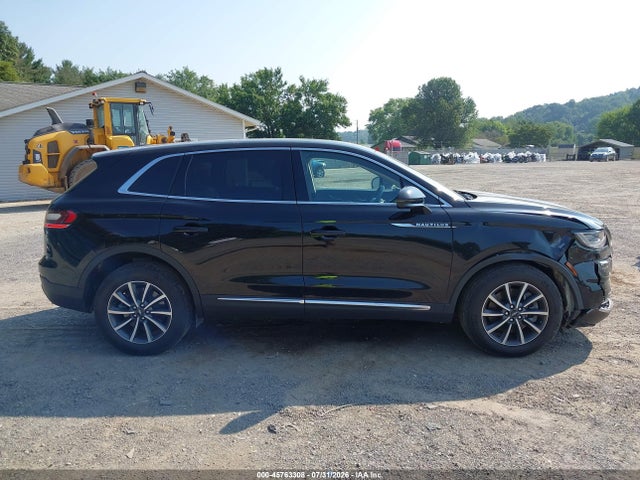Продаж на аукціоні авто 2022 Lincoln Nautilus Standard, vin: 2LMPJ8J96NBL17584, номер лоту: 45763308