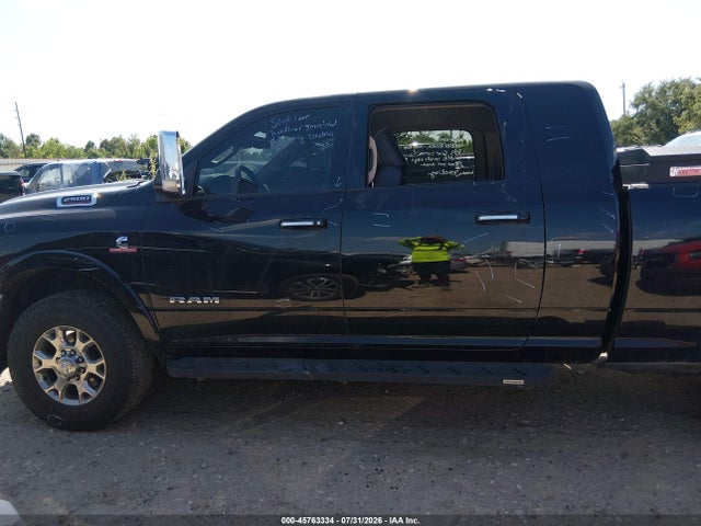 45763334 :رقم المزاد ، 3C6UR5NL5NG221546 vin ، 2022 Ram 2500 Laramie  4x4 6'4 Box مزاد بيع