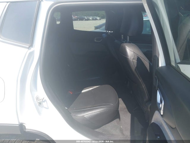Продаж на аукціоні авто 2023 Jeep Compass Latitude Lux Fwd, vin: 3C4NJDFN2PT573394, номер лоту: 45763342