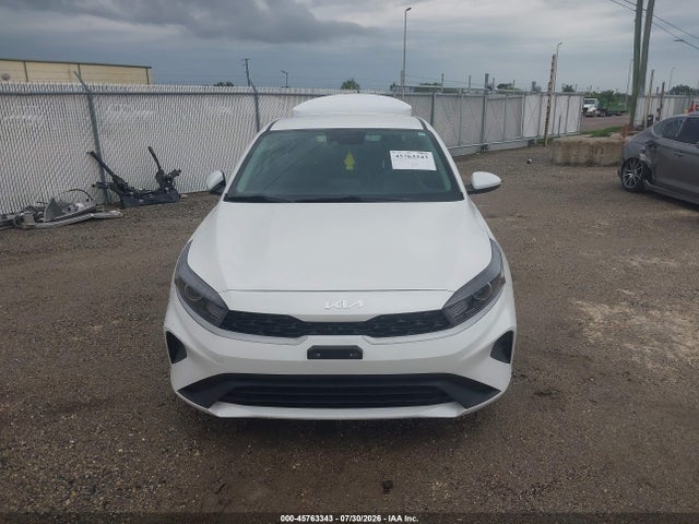 45763343 :رقم المزاد ، 3KPF24AD7PE569426 vin ، 2023 Kia Forte Lxs مزاد بيع