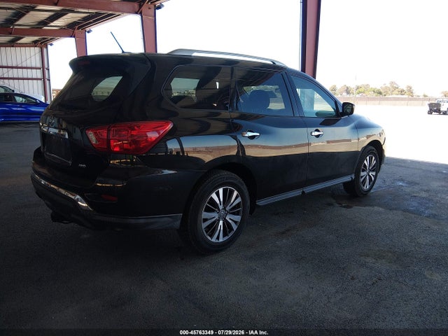 Nissan Pathfinder S 2018 5N1DR2MM8JC602463 Image 4