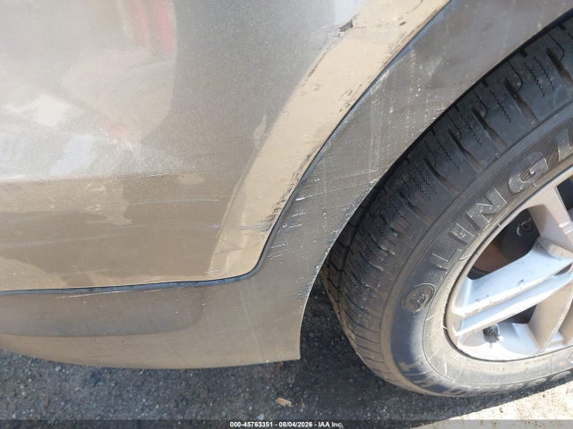 5XYZT3LB8JG563242 Hyundai Santa Fe Sport 2.4l