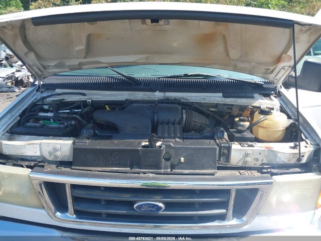 45763421 :رقم المزاد ، 1FBSS31L13HB58922 vin ، 2003 Ford E-350 Super Duty Xl/xlt مزاد بيع
