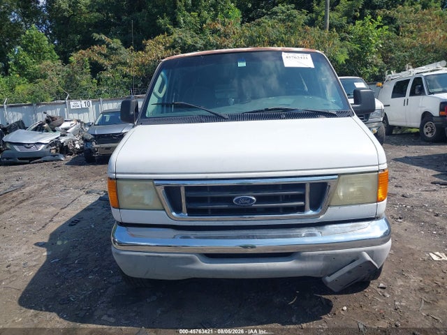45763421 :رقم المزاد ، 1FBSS31L13HB58922 vin ، 2003 Ford E-350 Super Duty Xl/xlt مزاد بيع
