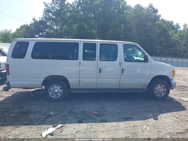 45763421 :رقم المزاد ، 1FBSS31L13HB58922 vin ، 2003 Ford E-350 Super Duty Xl/xlt مزاد بيع