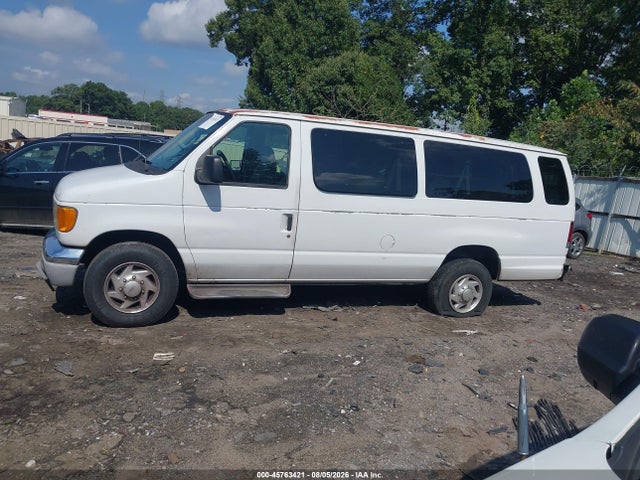 45763421 :رقم المزاد ، 1FBSS31L13HB58922 vin ، 2003 Ford E-350 Super Duty Xl/xlt مزاد بيع