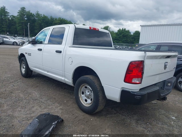 1C6RR7KT4JS278989 RAM 1500 Tradesman 4x4 5&#039;7 Box