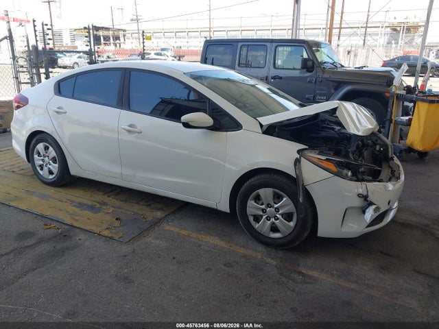 Продаж на аукціоні авто 2018 Kia Forte Lx, vin: 3KPFK4A77JE240825, номер лоту: 45763456