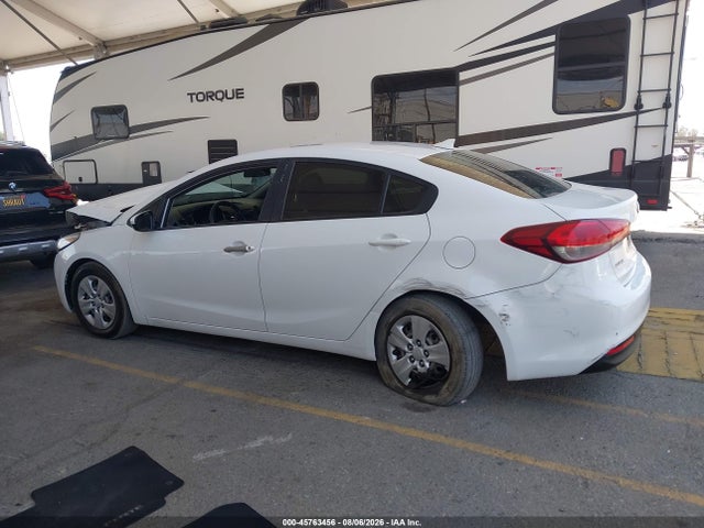 Продаж на аукціоні авто 2018 Kia Forte Lx, vin: 3KPFK4A77JE240825, номер лоту: 45763456