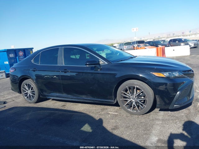 4T1S11AK4NU046258 Toyota CAMRY SE