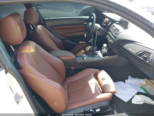 WBA2G1C3XHV639451 BMW M240i