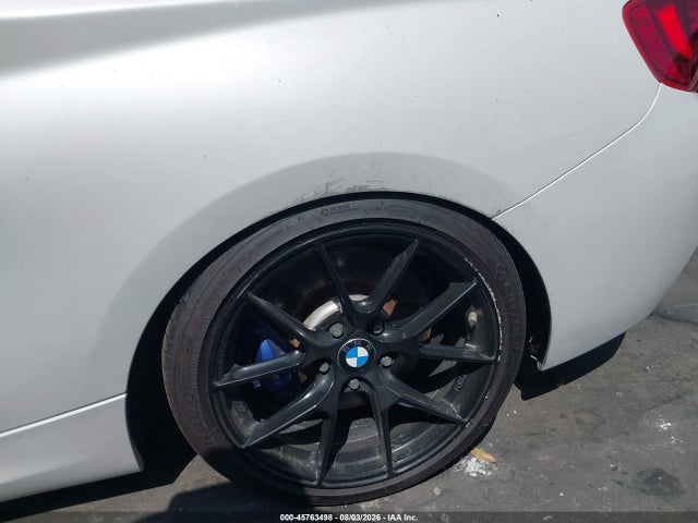 WBA2G1C3XHV639451 BMW M240i