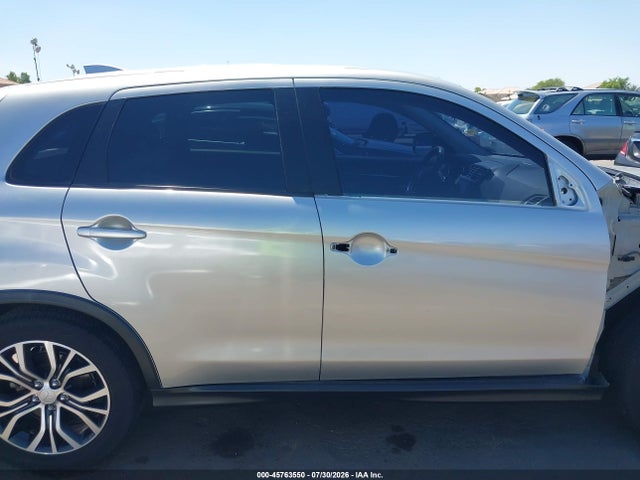 JA4AP3AW9JU026086 Mitsubishi Outlander Sport 2.4 Se