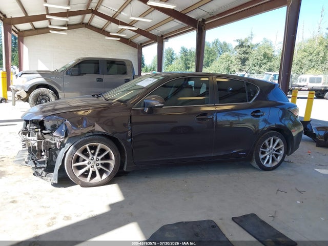 45763575 :رقم المزاد ، JTHKD5BH7B2003707 vin ، 2011 Lexus Ct 200h Premium مزاد بيع