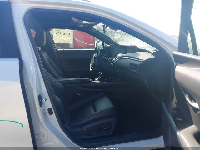 JTHY3JBH1K2004468 Lexus UX 200