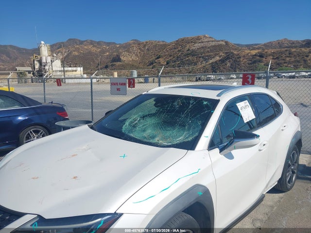 JTHY3JBH1K2004468 Lexus UX 200