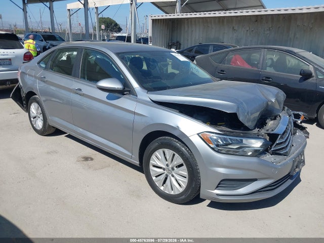 45763596 :رقم المزاد ، 3VWCB7BU6KM211345 vin ، 2019 Volkswagen Jetta 1.4t R-line/1.4t S/1.4t Se مزاد بيع