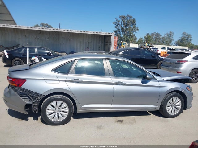 Продажа на аукционе авто 2019 Volkswagen Jetta 1.4t R-line/1.4t S/1.4t Se, vin: 3VWCB7BU6KM211345, номер лота: 45763596