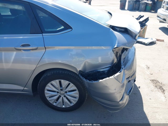 Продажа на аукционе авто 2019 Volkswagen Jetta 1.4t R-line/1.4t S/1.4t Se, vin: 3VWCB7BU6KM211345, номер лота: 45763596
