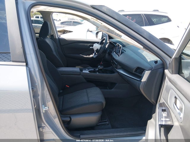 45763614 :رقم المزاد ، 5N1BT3BA4TC821317 vin ، 2026 Nissan Rogue Sv مزاد بيع
