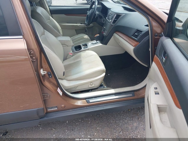 Продаж на аукціоні авто 2013 Subaru Outback 2.5i Limited, vin: 4S4BRBJC1D3261916, номер лоту: 45763634