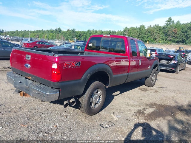 Ford F-350 Xlt 2015 1FT8X3BT0FEC67772 Image 4