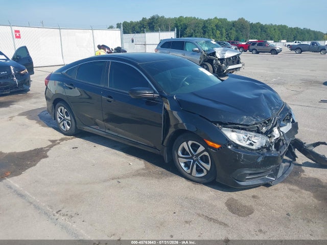 Auction sale of the 2018 Honda Civic Lx, vin: 2HGFC2F53JH562523, lot number: 45763643