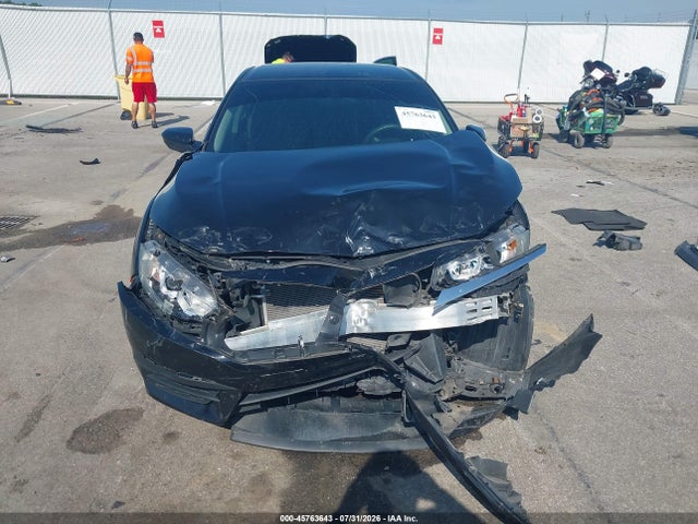 Aukcja sprzedaży 2018 Honda Civic Lx, vin: 2HGFC2F53JH562523, numer aukcji: 45763643