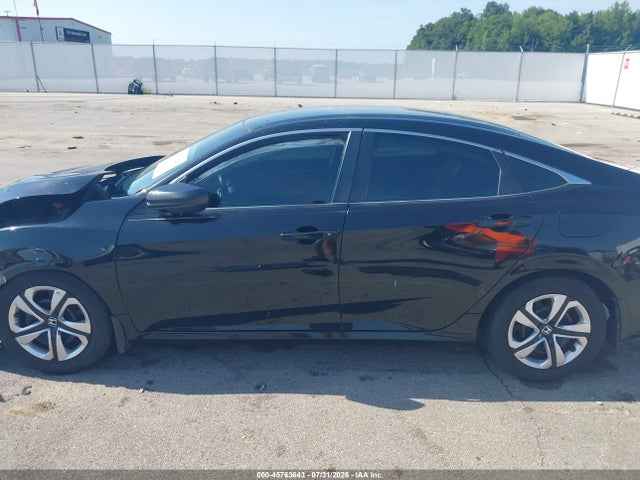 Aukcja sprzedaży 2018 Honda Civic Lx, vin: 2HGFC2F53JH562523, numer aukcji: 45763643