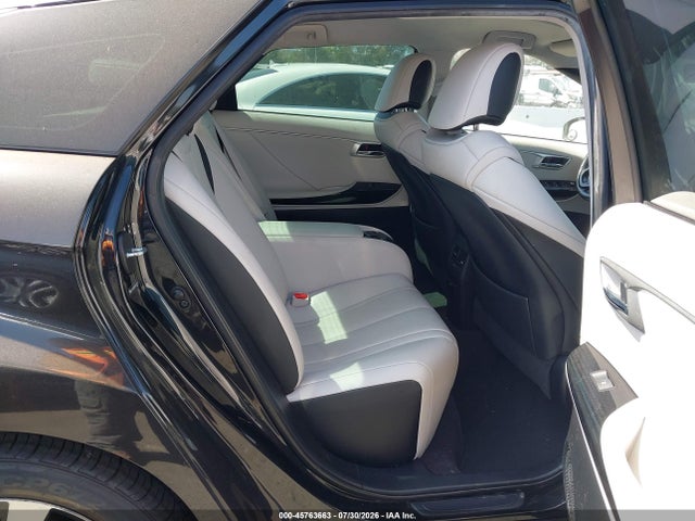 Toyota Mirai 2017 JTDBVRBDXHA003752 Image 8