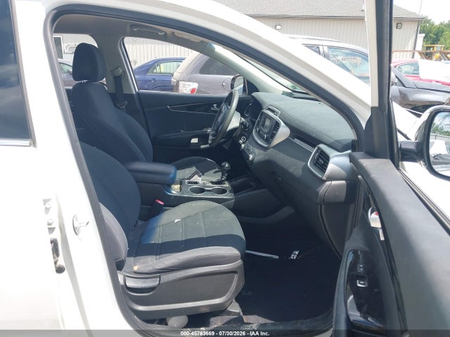 45763669 :رقم المزاد ، 5XYPGDA37GG108789 vin ، 2016 Kia Sorento 2.4l Lx مزاد بيع