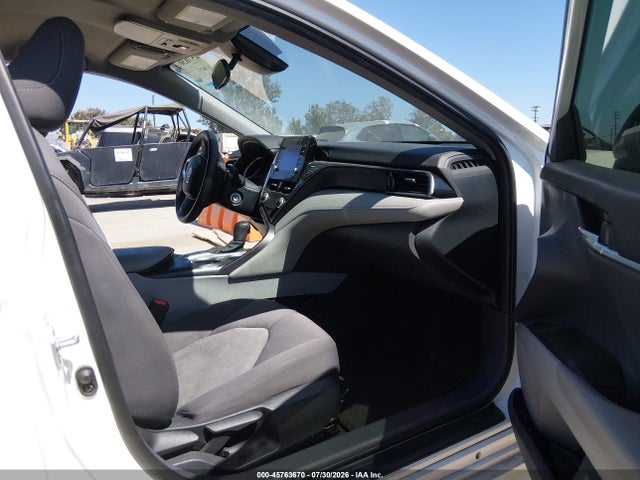 45763670 :رقم المزاد ، 4T1C11AK9PU833522 vin ، 2023 Toyota Camry Le مزاد بيع