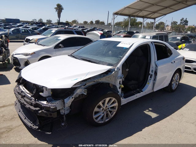 45763670 :رقم المزاد ، 4T1C11AK9PU833522 vin ، 2023 Toyota Camry Le مزاد بيع