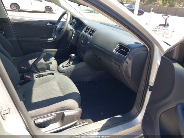 2012 Volkswagen Jetta 2.0l S მანქანა იყიდება აუქციონზე, vin: 3VW2K7AJXCM305023, აუქციონის ნომერი: 45763721