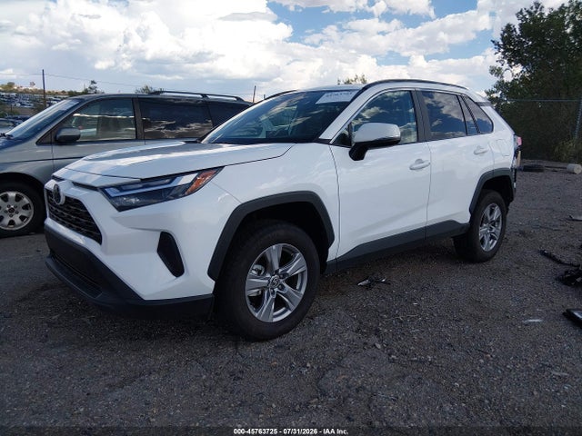 Toyota Rav4 Xle 2022 2T3W1RFV9NC211247 Image 2