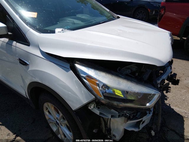 Продажа на аукционе авто 2018 Ford Escape Se, vin: 1FMCU9GD6JUB82310, номер лота: 45763759