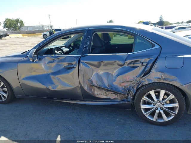 Lexus IS 250 2014 JTHBF1D29E5017090 Image 17