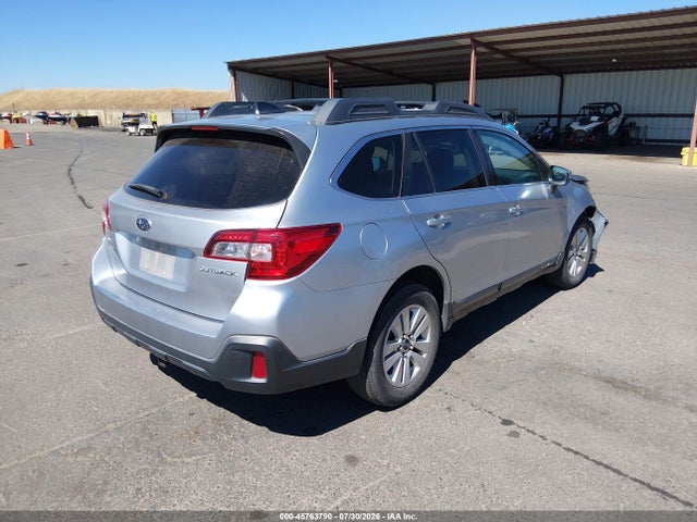 Subaru Outback 2.5i Premium 2018 4S4BSACC1J3200640 Image 4