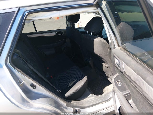 Subaru Outback 2.5i Premium 2018 4S4BSACC1J3200640 Image 8
