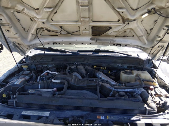 Ford F-350 Chassis Xl 2015 1FD8X3ET5FEA05060 Image 9