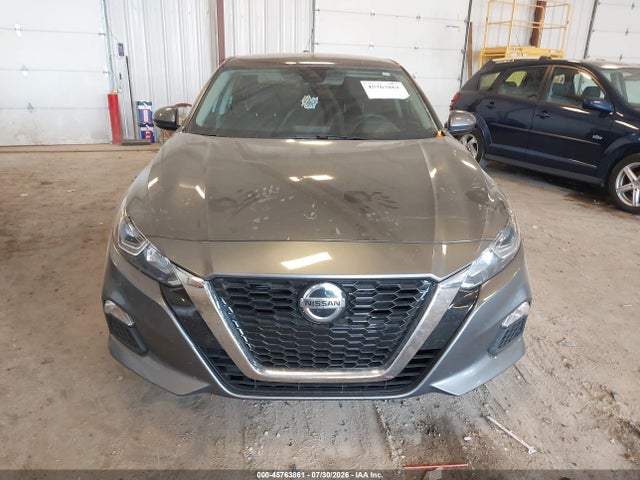 45763861 :رقم المزاد ، 1N4BL4BV1MN421336 vin ، 2021 Nissan Altima S Fwd مزاد بيع