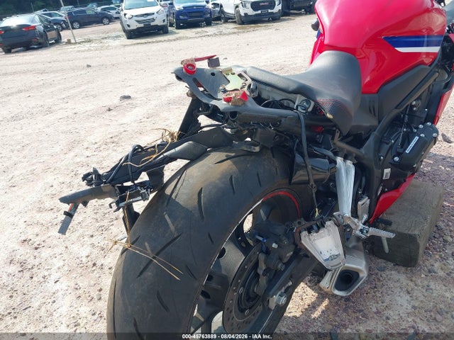 2025 Honda Cbr650 R მანქანა იყიდება აუქციონზე, vin: MLHRH1556S5101072, აუქციონის ნომერი: 45763889