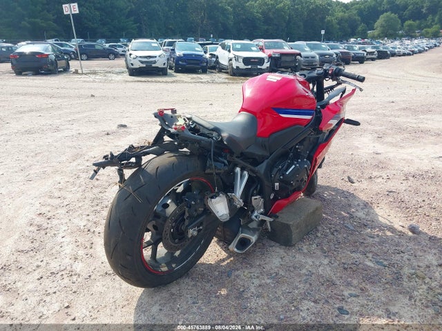 2025 Honda Cbr650 R მანქანა იყიდება აუქციონზე, vin: MLHRH1556S5101072, აუქციონის ნომერი: 45763889