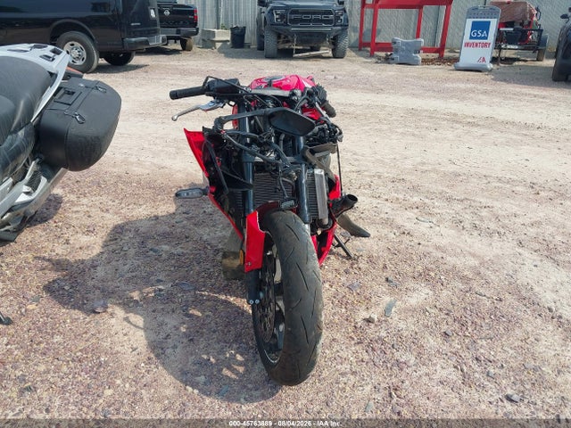 2025 Honda Cbr650 R მანქანა იყიდება აუქციონზე, vin: MLHRH1556S5101072, აუქციონის ნომერი: 45763889