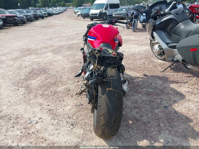 2025 Honda Cbr650 R მანქანა იყიდება აუქციონზე, vin: MLHRH1556S5101072, აუქციონის ნომერი: 45763889