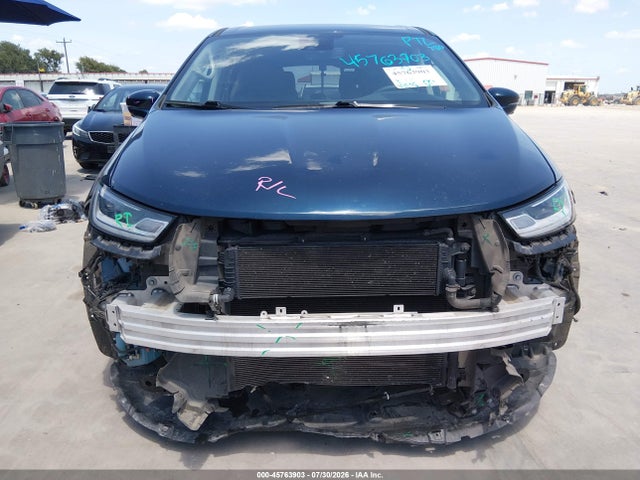 Продаж на аукціоні авто 2022 Chrysler Pacifica Hybrid Touring L, vin: 2C4RC1L72NR196601, номер лоту: 45763903