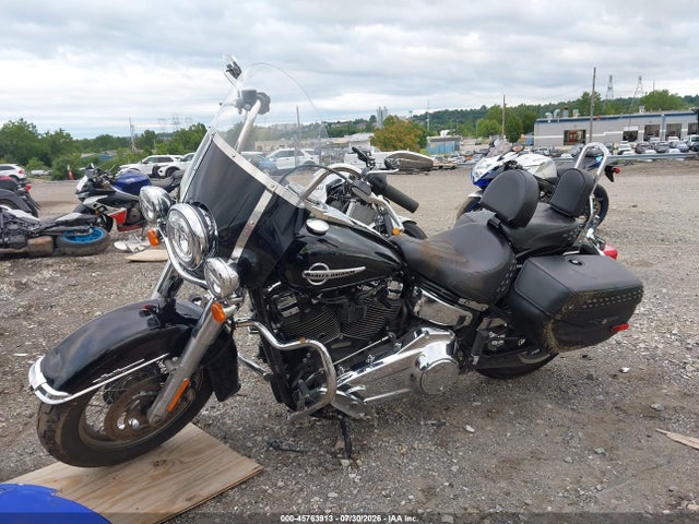 Harley-Davidson FLHC 2020 1HD1YAJ19LB069447 Image 2
