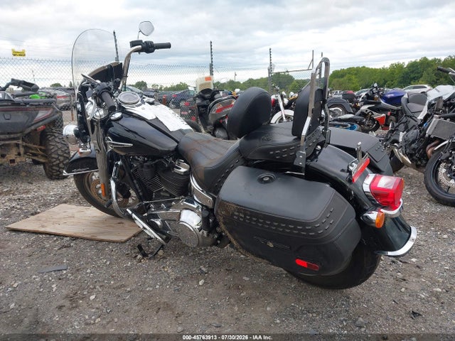 Harley-Davidson FLHC 2020 1HD1YAJ19LB069447 Image 3