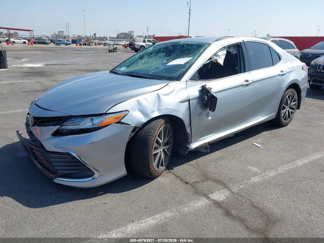 Toyota CAMRY XLE 2023 4T1F11AK4PU830945 Image 2