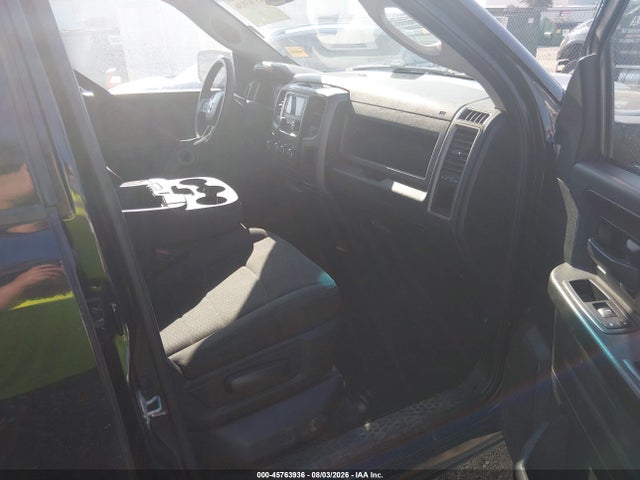 Продаж на аукціоні авто 2019 Ram 1500 Classic Tradesman  4x2 6'4 Box, vin: 1C6RR6FT4KS562970, номер лоту: 45763936
